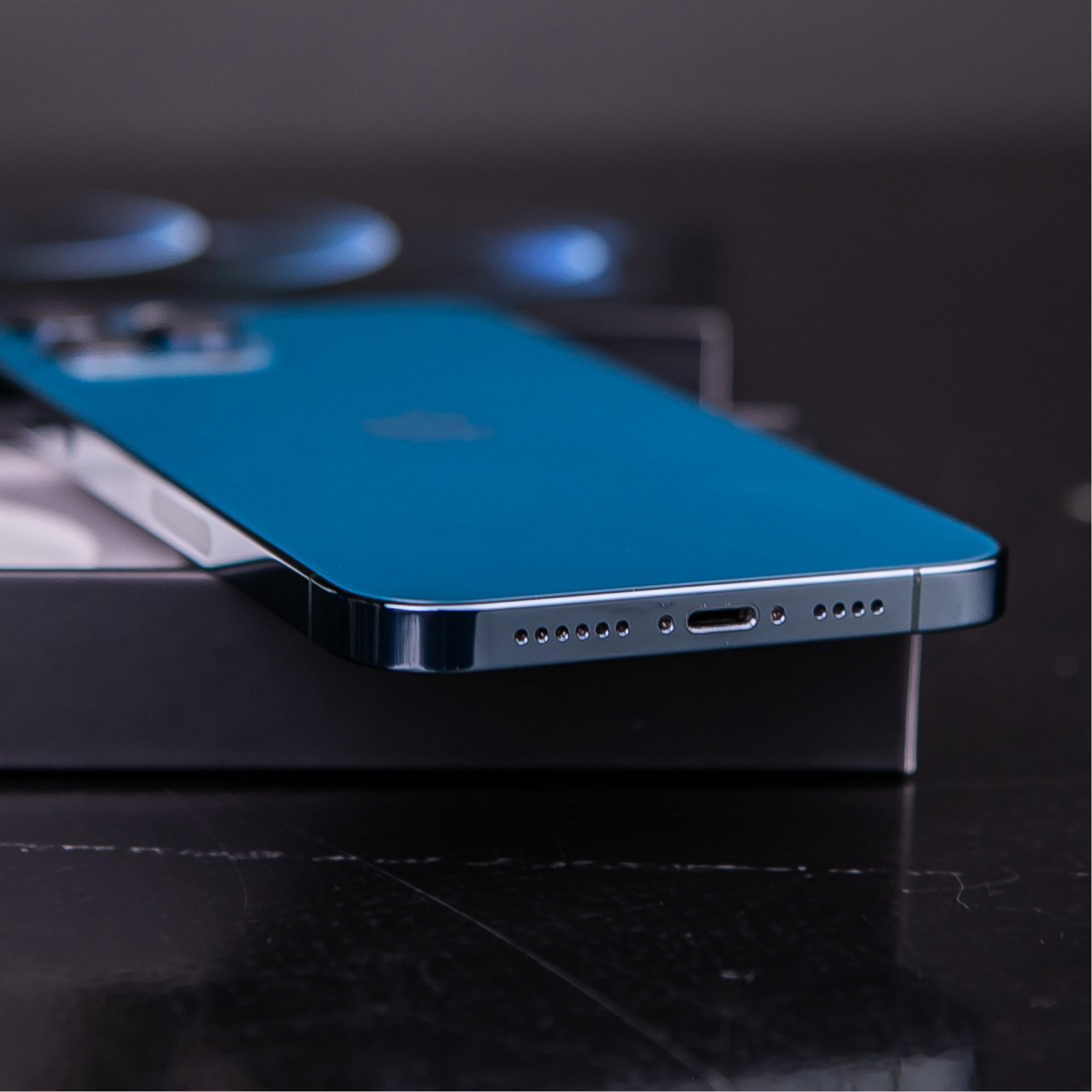 iPhone 12 Pro Max 256gb, Pacific Blue (MGDF3) б/у